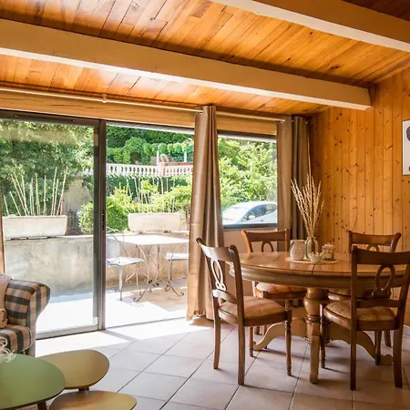 Cozy Dourbie Terrasse Fibre Tv Parking ミヨー